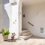 Lägenhet Guesthost - Margari Bright With Parking Otranto